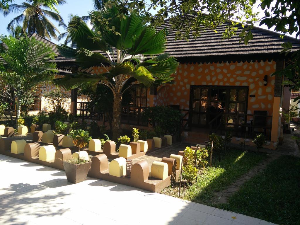 Arabian Nights Hotel Падже Екстер'єр фото