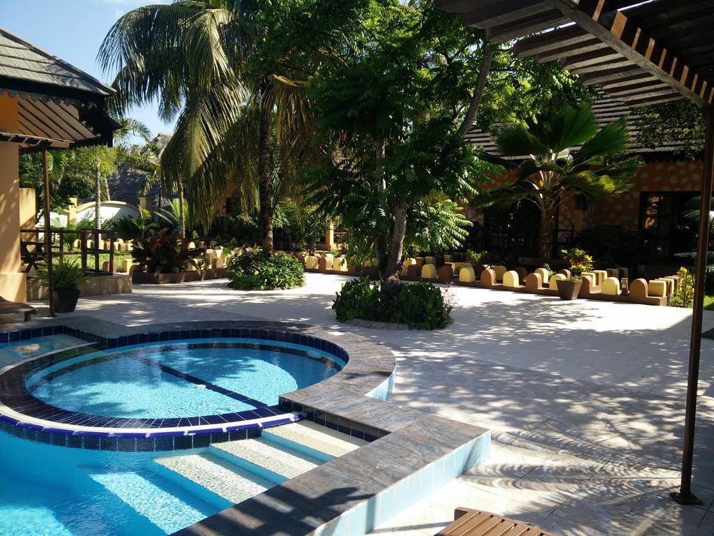 Arabian Nights Hotel Падже Екстер'єр фото