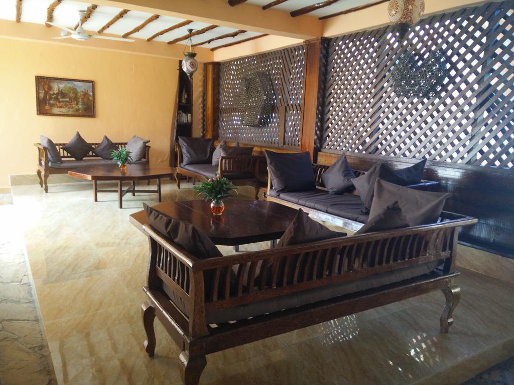 Arabian Nights Hotel Падже Екстер'єр фото